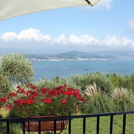 Agriturismo Terrazza Sul Golfo - Il Casale ลาสเปเซีย ภายนอก รูปภาพ
