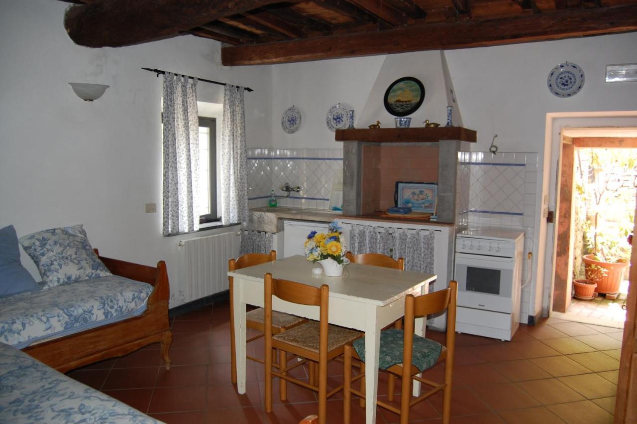 Agriturismo Terrazza Sul Golfo - Il Casale ลาสเปเซีย ภายนอก รูปภาพ